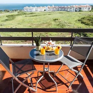 Window To The Sea Apartment