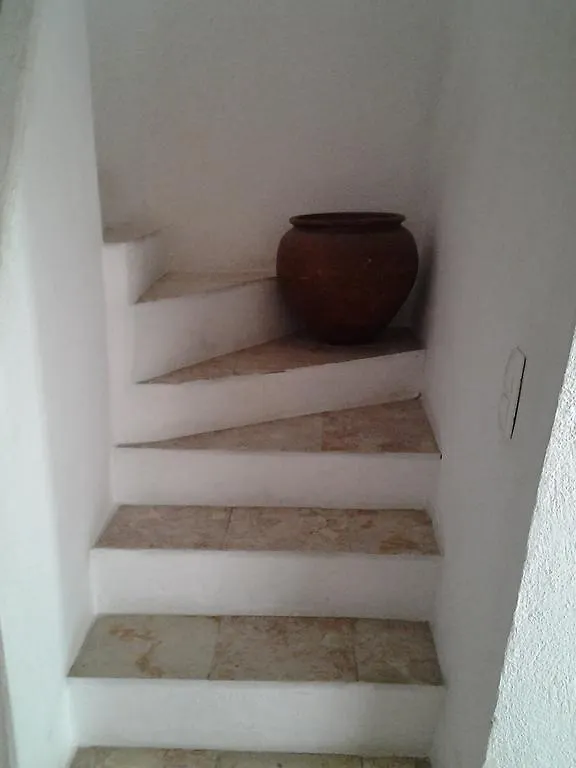 Typical Small House Near Lisbon オエイラス 別荘
