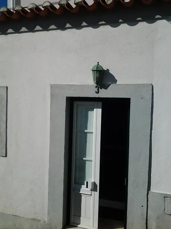 別荘 Typical Small House Near Lisbon オエイラス